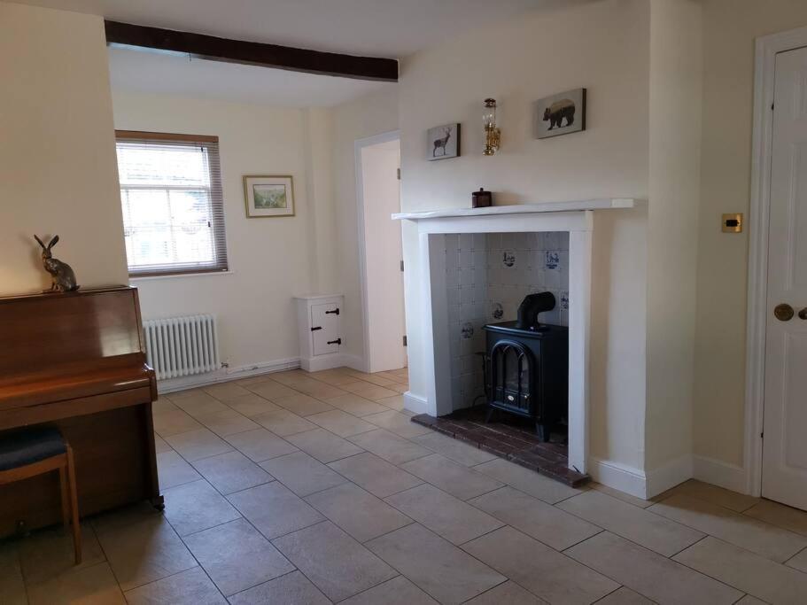 Skipton House Annex サースク エクステリア 写真